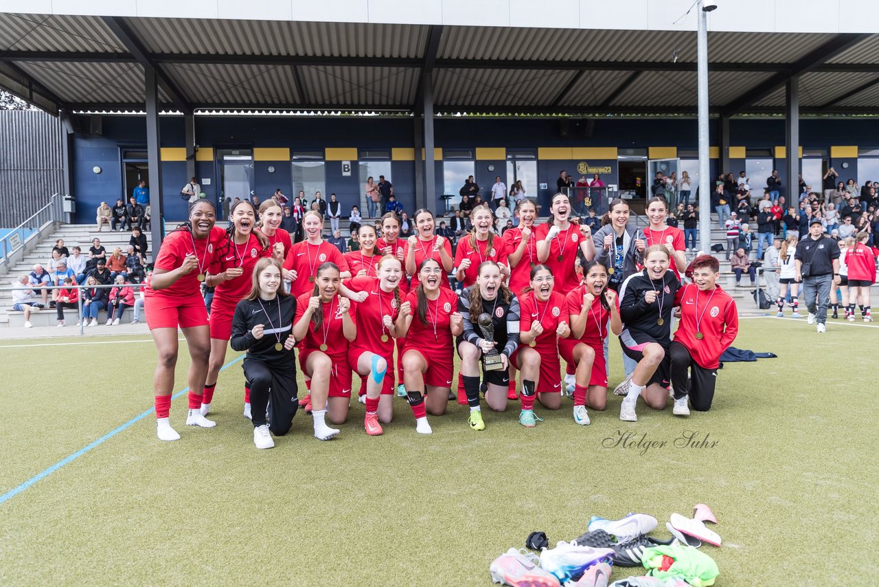 Bild 191 - wCJ Ballfreunde Pokal Finale  Altona 93 - Eimsbuetteler TV : Ergebnis: 0:2